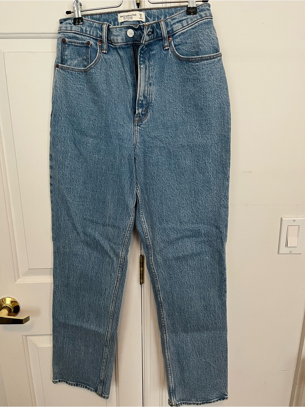 Abercrombie 90s Straight Ultra High Rise Jeans, Curve Love